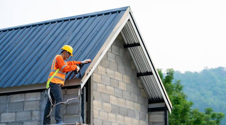 Expert Emergency Roof Repairs services in Coxsackie, NY